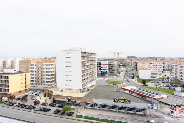8Rooftop - T2 Com Terraco E Vista Para As Salinas! Apartment Aveiro Bagian luar foto